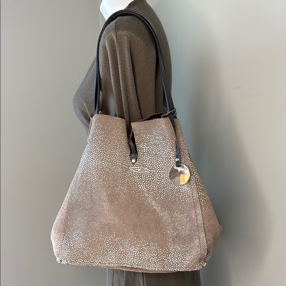 EUC Bevini Reversible Italian Made Leather Bag Tote Purse